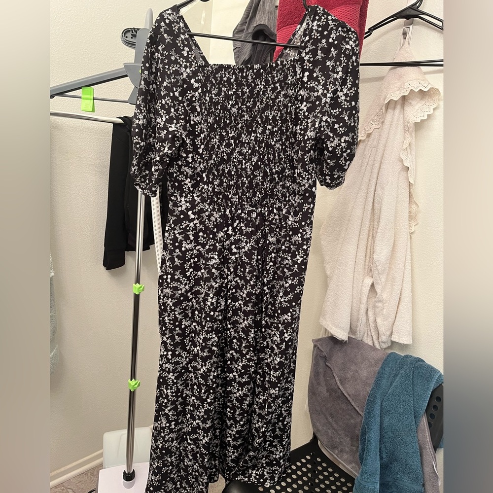 Black Floral Dress Size M
